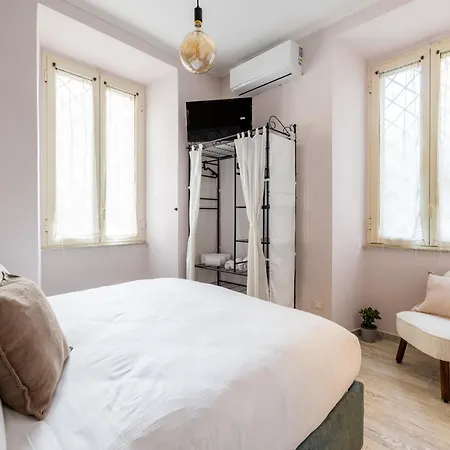 Domvs Clelia 2 Bedrooms *