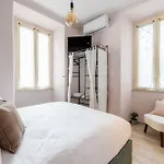 Domvs Clelia 2 Bedrooms *